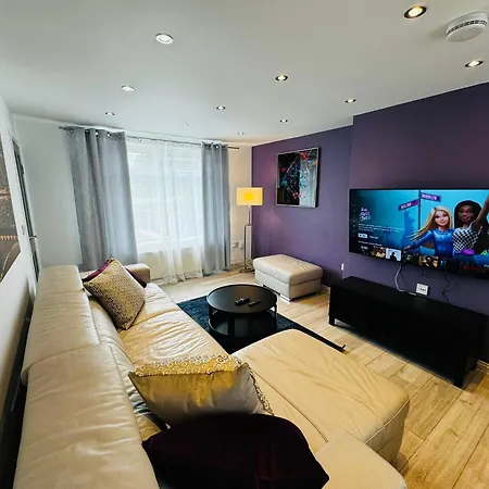 Strelley House 2- Spacious With Free Off-Street Parking, Wifi 500Mb & Netflix, Close To M1 Jct26 Family & Contractor Friendly Nottingham Esterno foto
