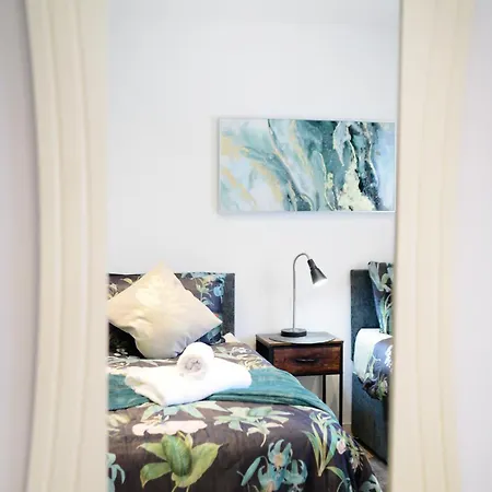 Strelley House 2- Spacious With Free Off-Street Parking, Wifi 500Mb & Netflix, Close To M1 Jct26 Family & Contractor Friendly Nottingham Esterno foto