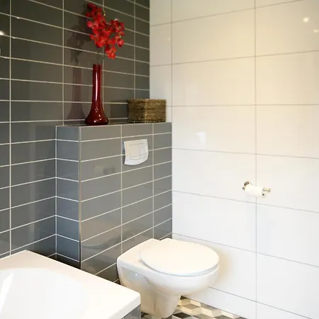 Strelley House 2- Spacious With Free Off-Street Parking, Wifi 500Mb & Netflix, Close To M1 Jct26 Family & Contractor Friendly Nottingham Esterno foto